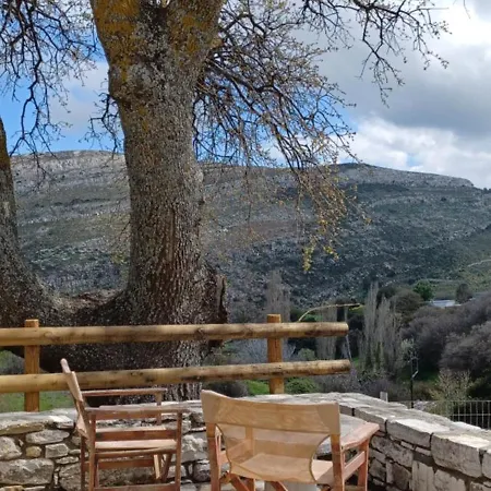 Hébergement de vacances Hatzanario Apeiranthos