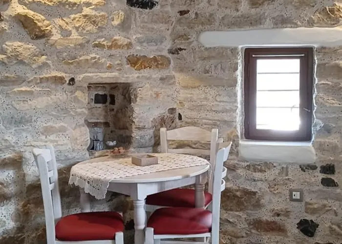 Hatzanario Apeiranthos Holiday home Aperathos